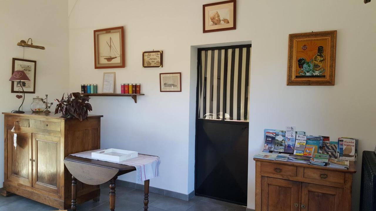 Hotel L'Arbre Voyageur Locoal-Mendon Esterno foto